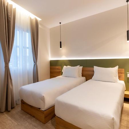 Star Hill Hotel Пристина Екстериор снимка