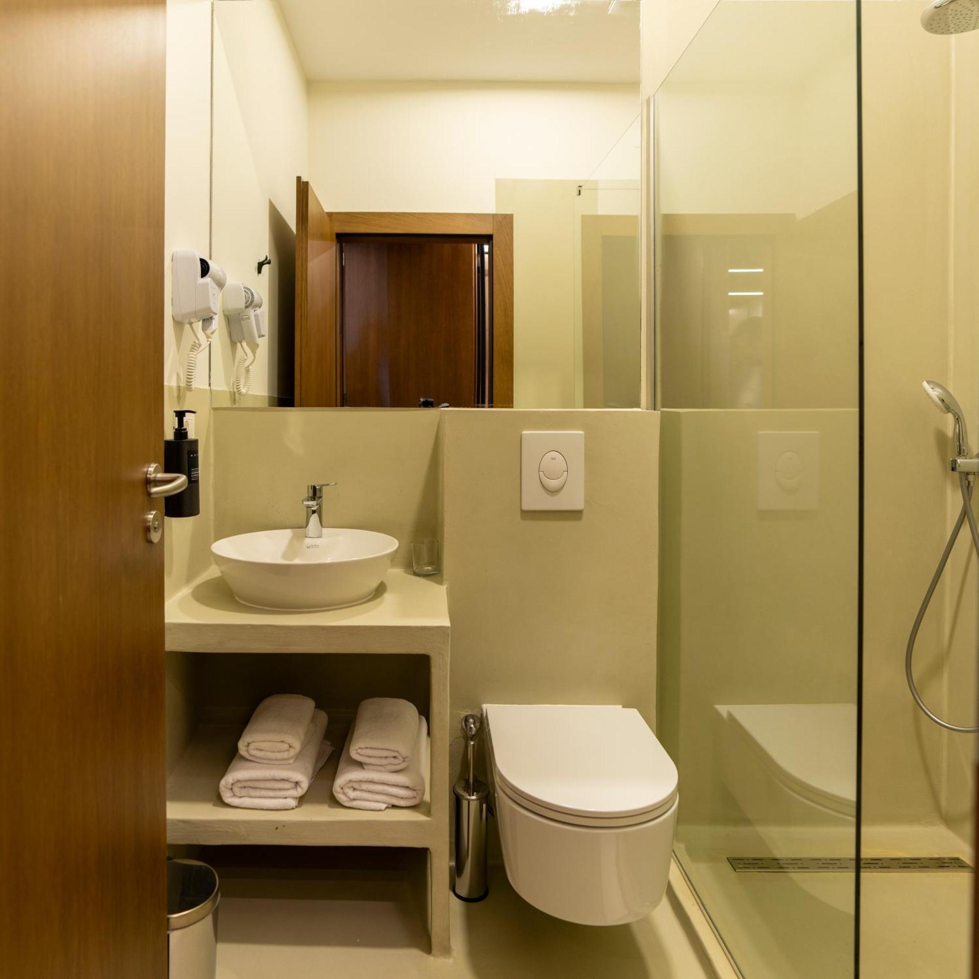 Star Hill Hotel Пристина Екстериор снимка