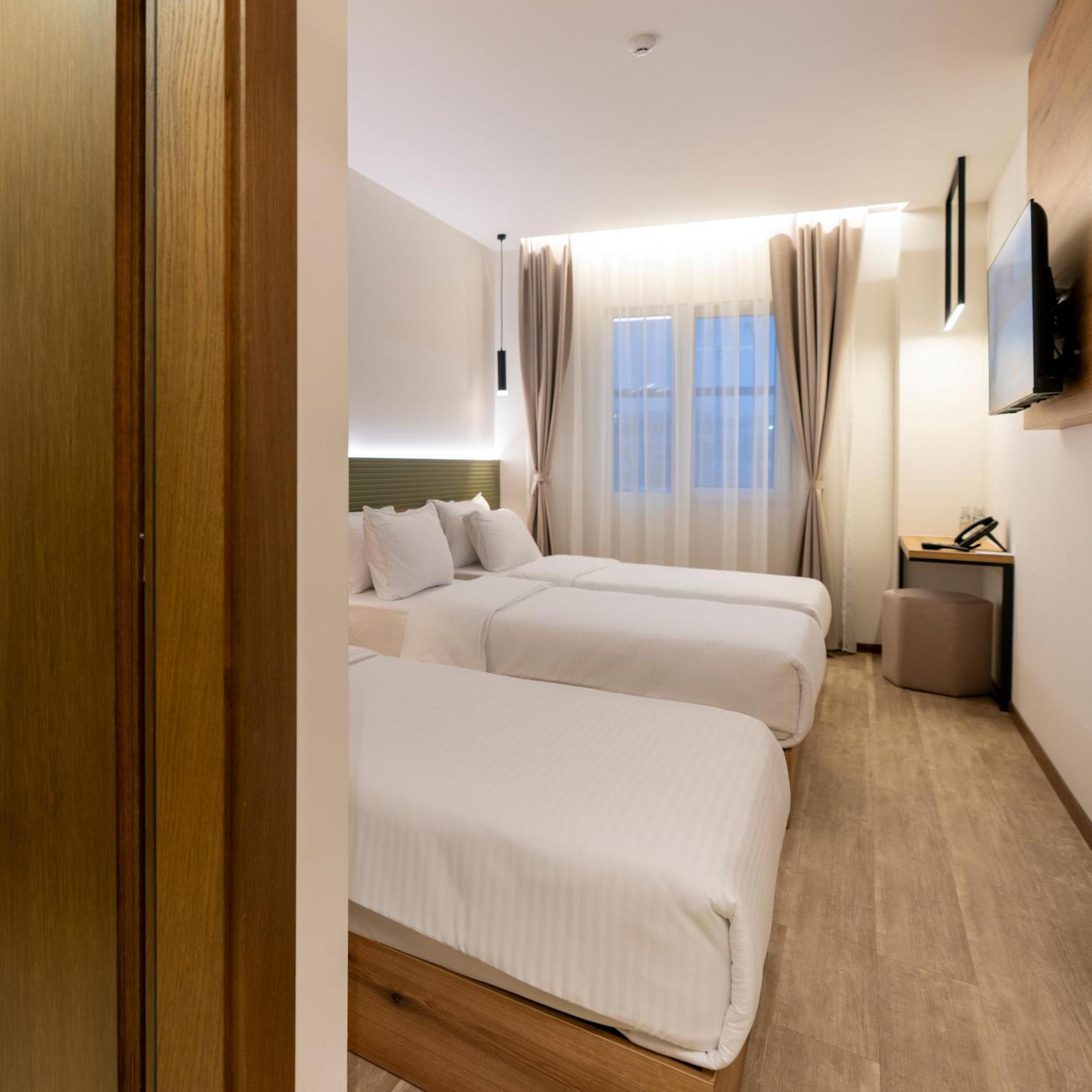 Star Hill Hotel Пристина Екстериор снимка