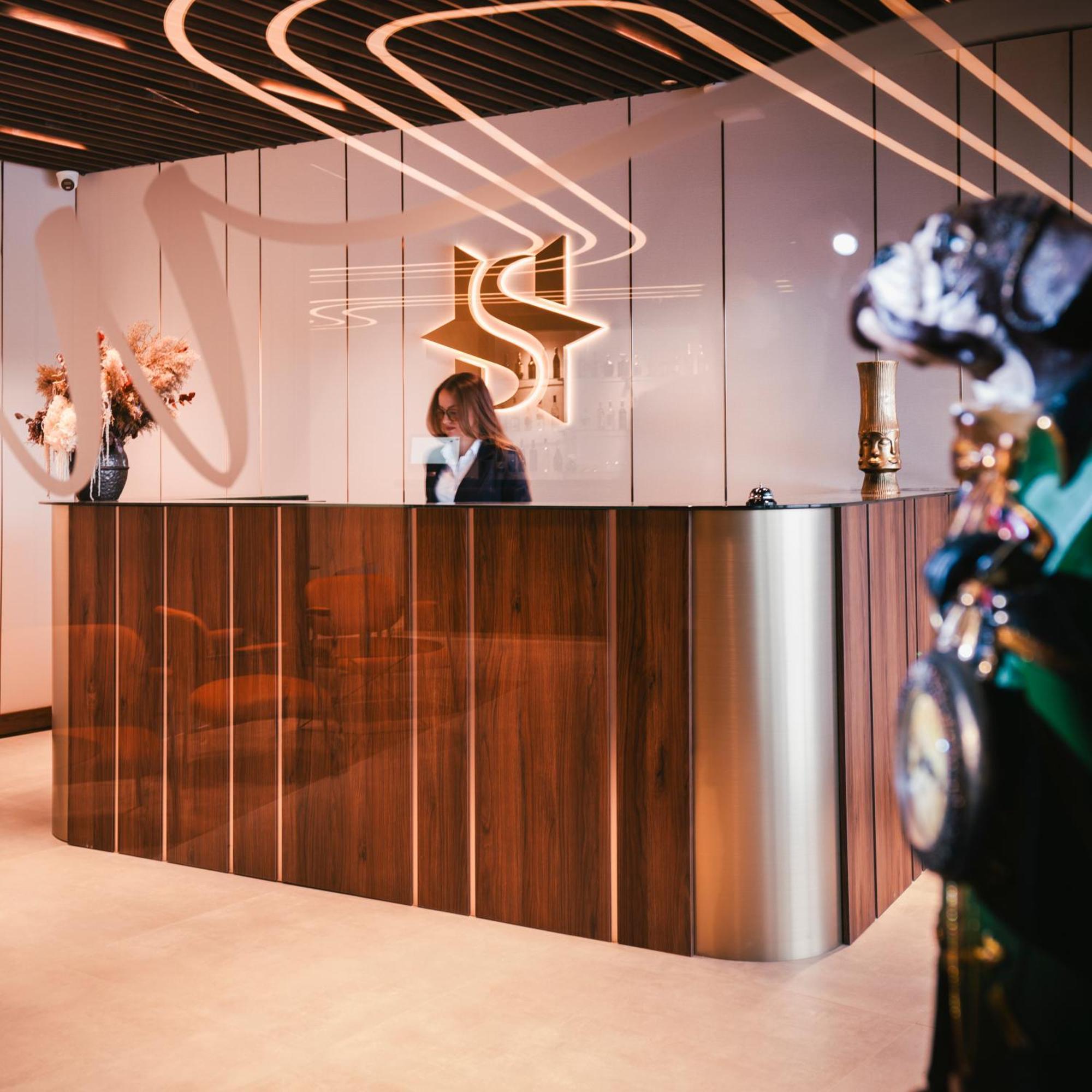 Star Hill Hotel Пристина Екстериор снимка